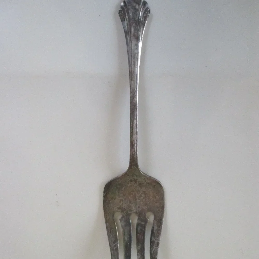 Antique Serving or Meat Fork Silverplate Oneida Canada